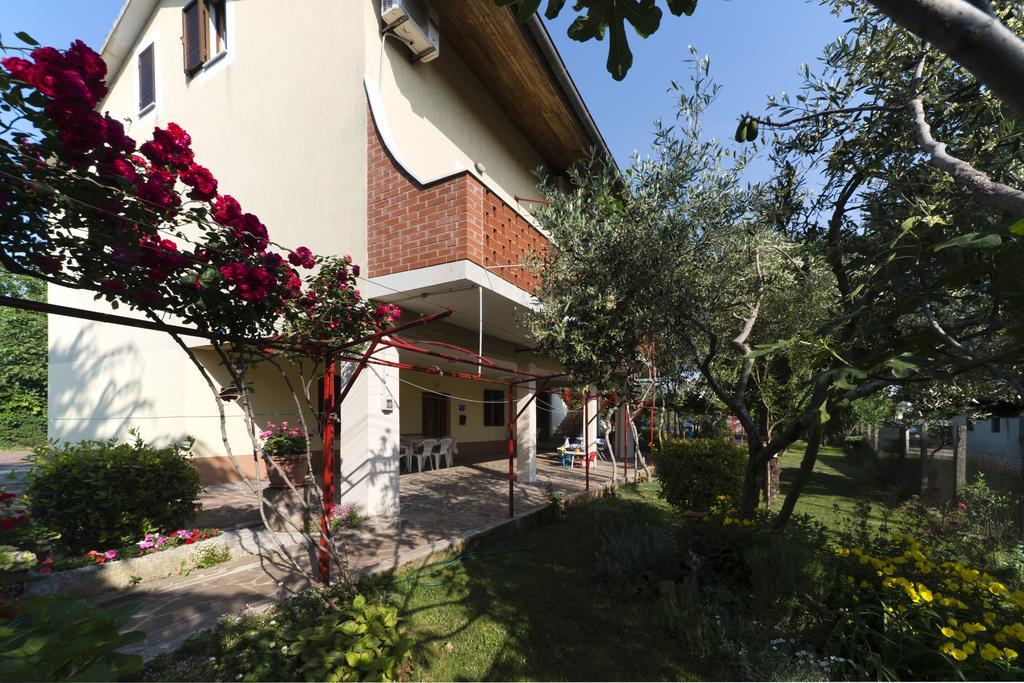 Apartments Milica Umag Eksteriør bilde